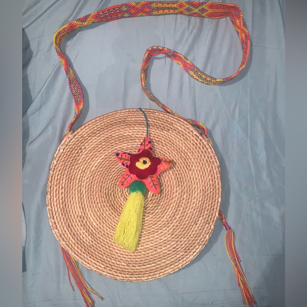 MEXICAN HANDMADE STRAW BEACH PURSE FROM PUERTO VALLARTA